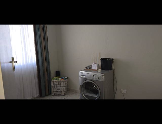 2 BEDROOM TOWNHOUSE FOR SALE IN VERWOERDPARK